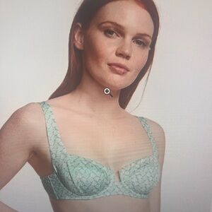 Victoria’s Secret matching swimsuit